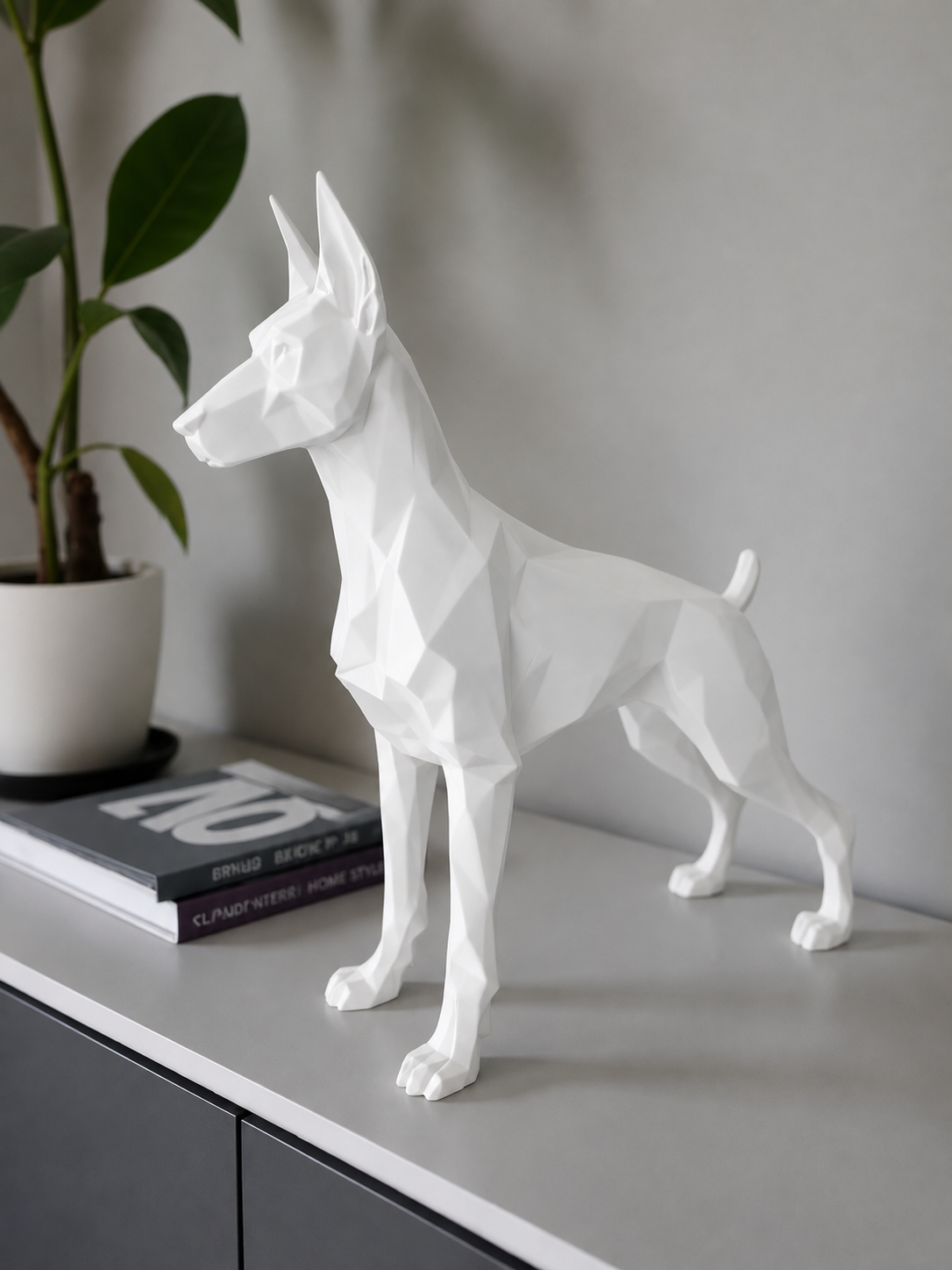 Geometrisk dobermann figur i mat hvid